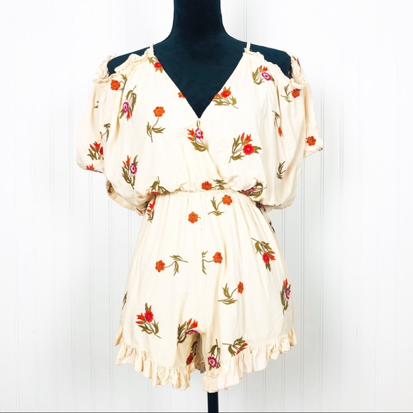 Lovers + Friends Cold-Shoulder Ruffle-Trim Romper - Picture 3 of 8